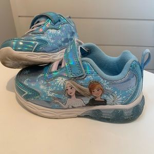 Disney Frozen light up shoes